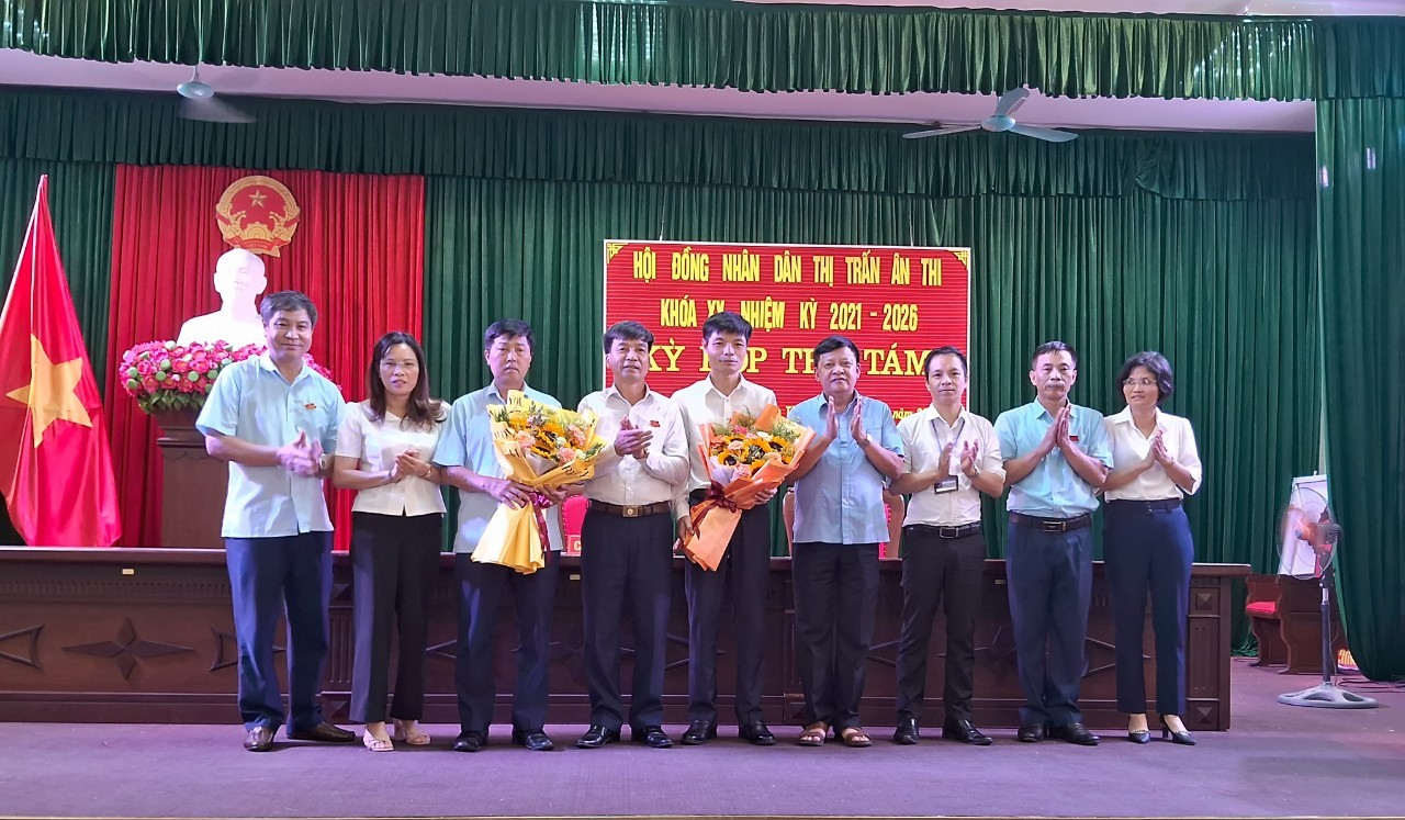 Hội đồng nhân dân thị trấn Ân Thi, huyện Ân Thi tổ chức Kỳ họp thứ Tám – HĐND thị trấn khóa XX