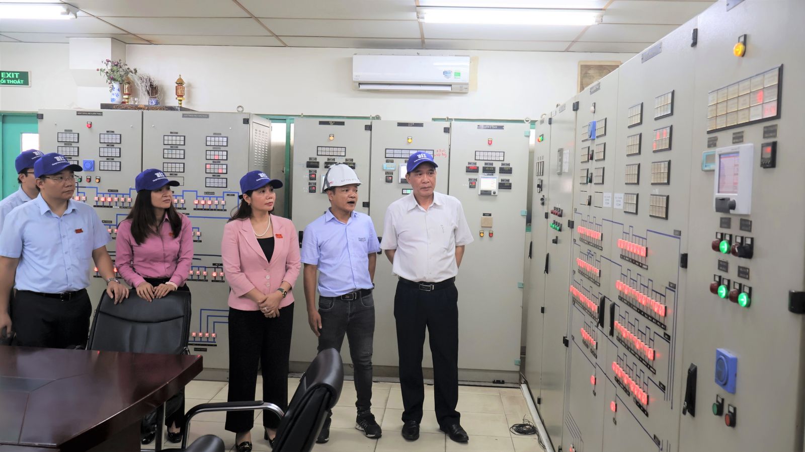 Thường trực HĐND tỉnh giám sát chuyên đề tình hình thực hiện quy định pháp luật về bảo vệ môi trường tại Sở Y tế và Ban Quản lý các Khu công nghiệp tỉnh