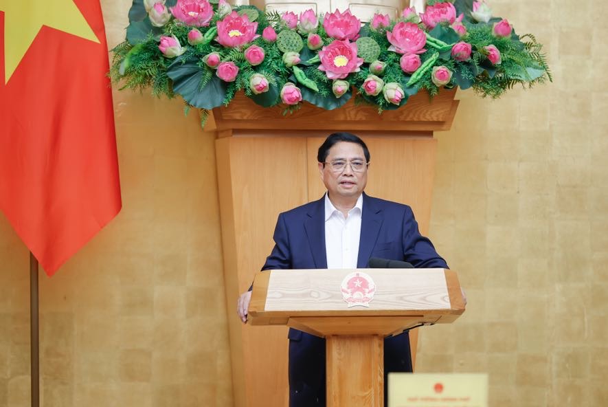 THỦ TƯỚNG: Thực hiện cải cách tiền lương từ 1/7, không tăng giá vào thời điểm tăng lương; khẩn trương sắp xếp đơn vị hành chính,...