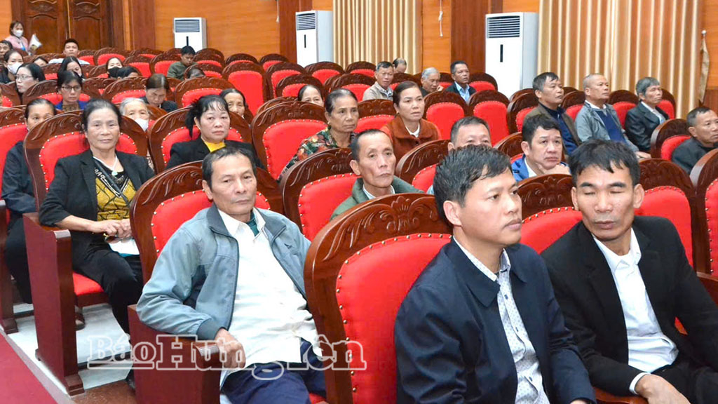 Đại biểu HĐND phường Đường Hào tiếp xúc cử tri