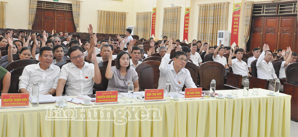 HĐND xã Phạm Ngũ Lão khóa I, nhiệm kỳ 2021 - 2026 tổ chức kỳ họp thứ hai