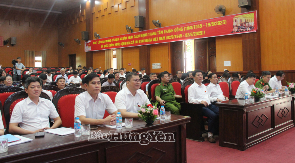 Các địa phương tổ chức kỳ họp HĐND thông qua nhiều nội dung quan trọng