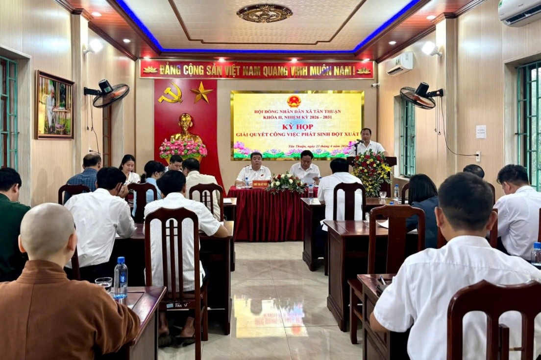 HĐND xã Tân Thuận tổ chức kỳ họp để giải quyết công việc phát sinh đột xuất
