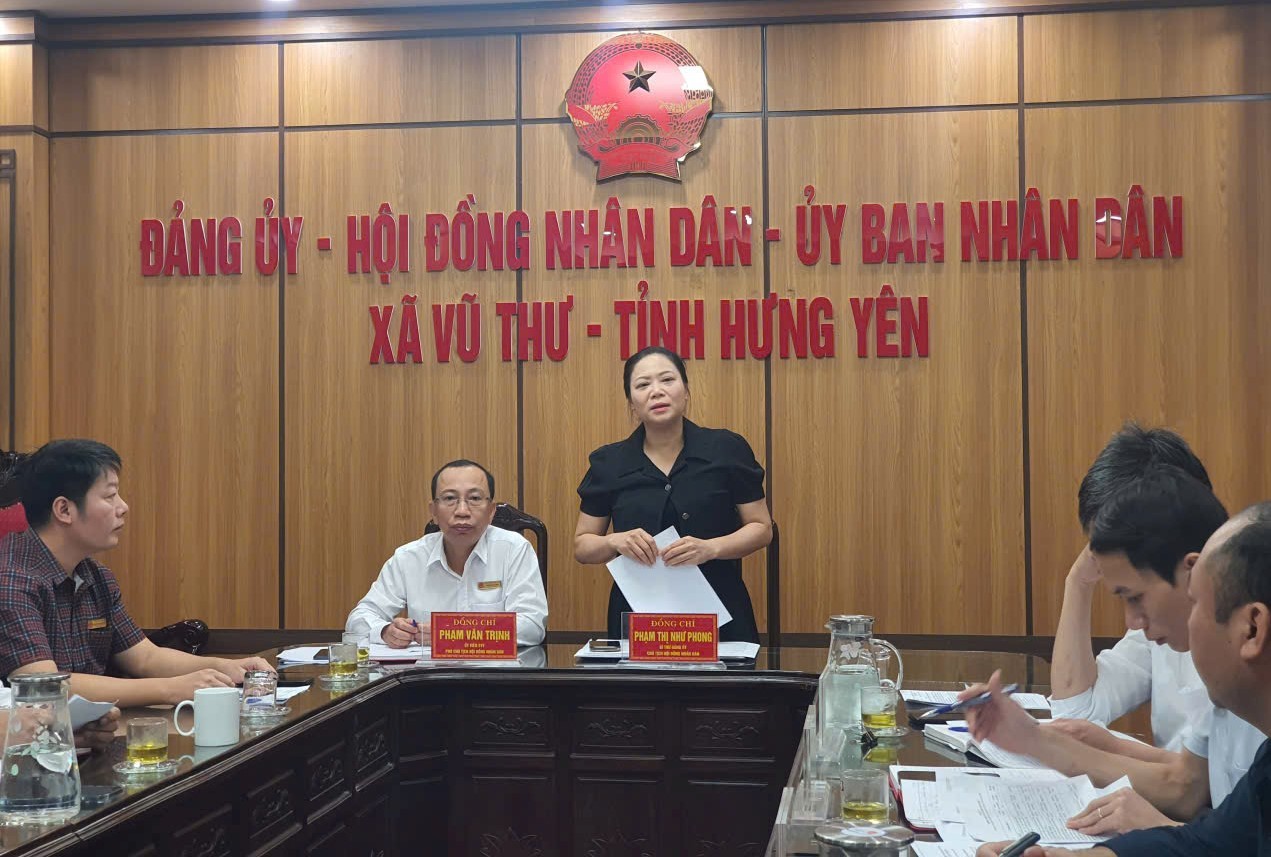 Thường trực HĐND xã Vũ Thư giám sát kết quả hoạt động của Trung tâm phục vụ Hành chính công