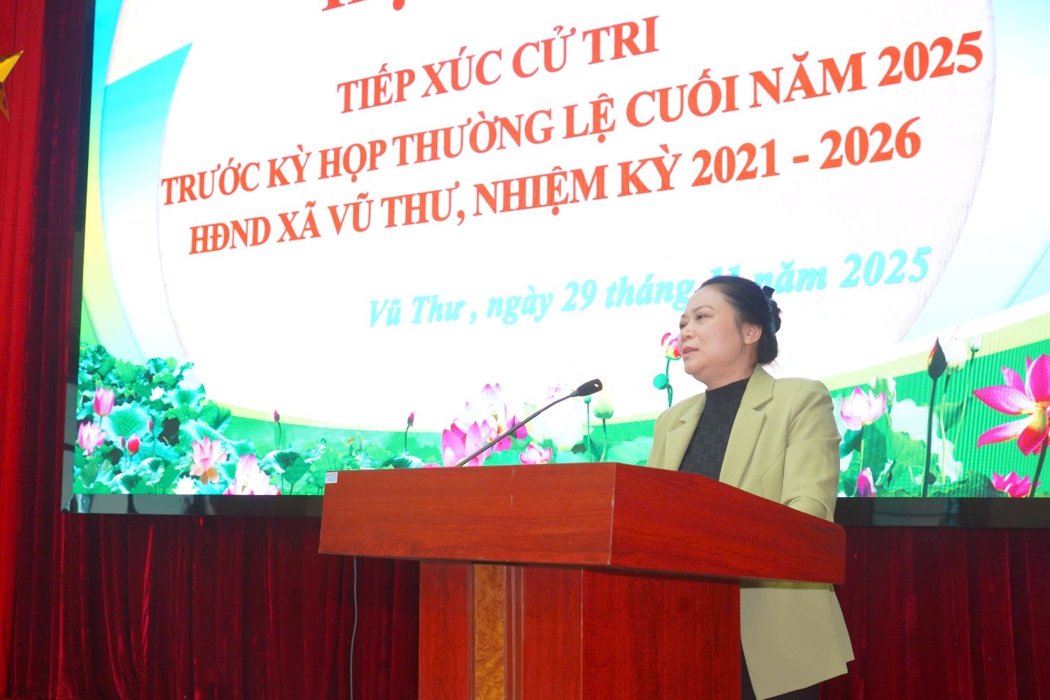 Đại biểu HĐND xã Vũ Thư tiếp xúc cử tri trước kỳ họp thường lệ cuối năm 2025