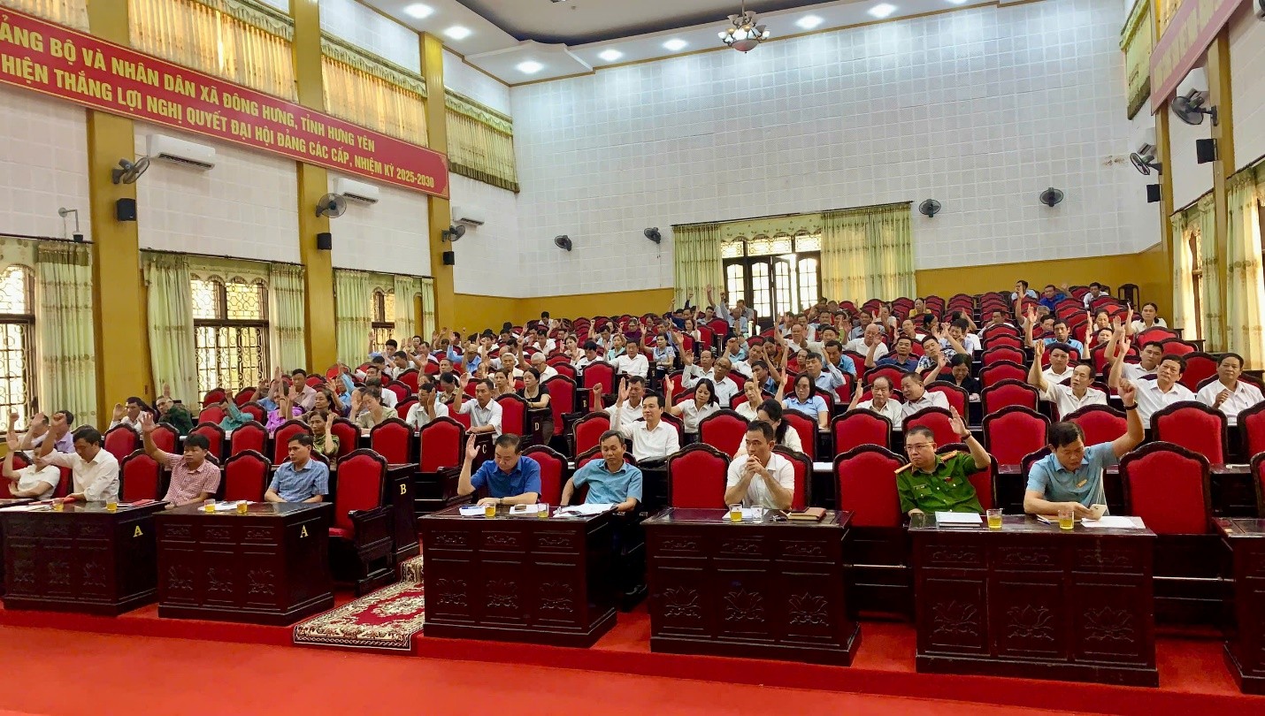 HĐND xã Đông Hưng tổ chức Kỳ họp giải quyết công việc phát sinh đột xuất