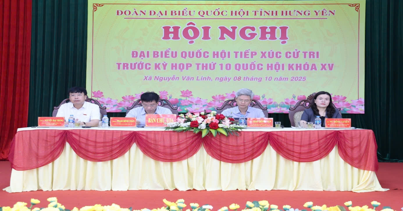 Đoàn đại biểu Quốc hội tỉnh tiếp xúc cử tri trước kỳ họp thứ 10 Quốc hội khóa XV