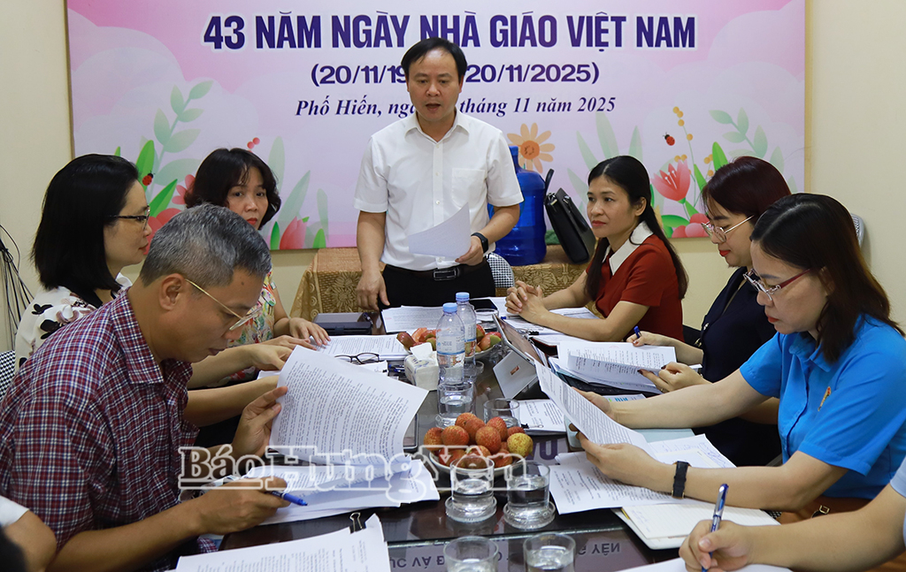 Ban Văn hóa - Xã hội, HĐND tỉnh giám sát thực hiện thu, chi dịch vụ giáo dục tại Trường THPT Hưng Yên và phường Sơn Nam
