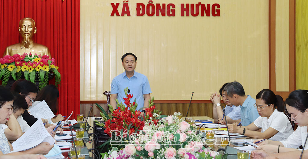 Ban Văn hóa - Xã hội, HĐND tỉnh giám sát thực hiện thu, chi dịch vụ giáo dục tại xã Đông Hưng