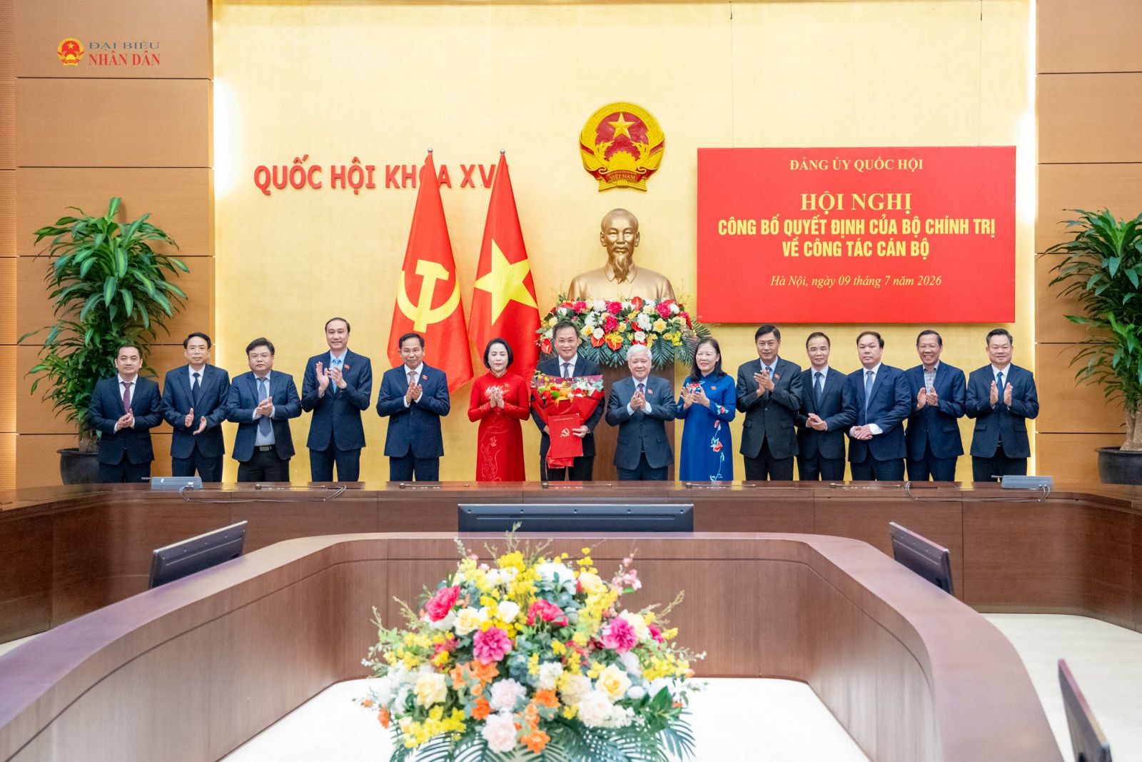Phó Chủ tịch Thường trực Quốc hội Đỗ Văn Chiến dự Hội nghị công bố và trao quyết định của Bộ Chính trị về công tác cán bộ
