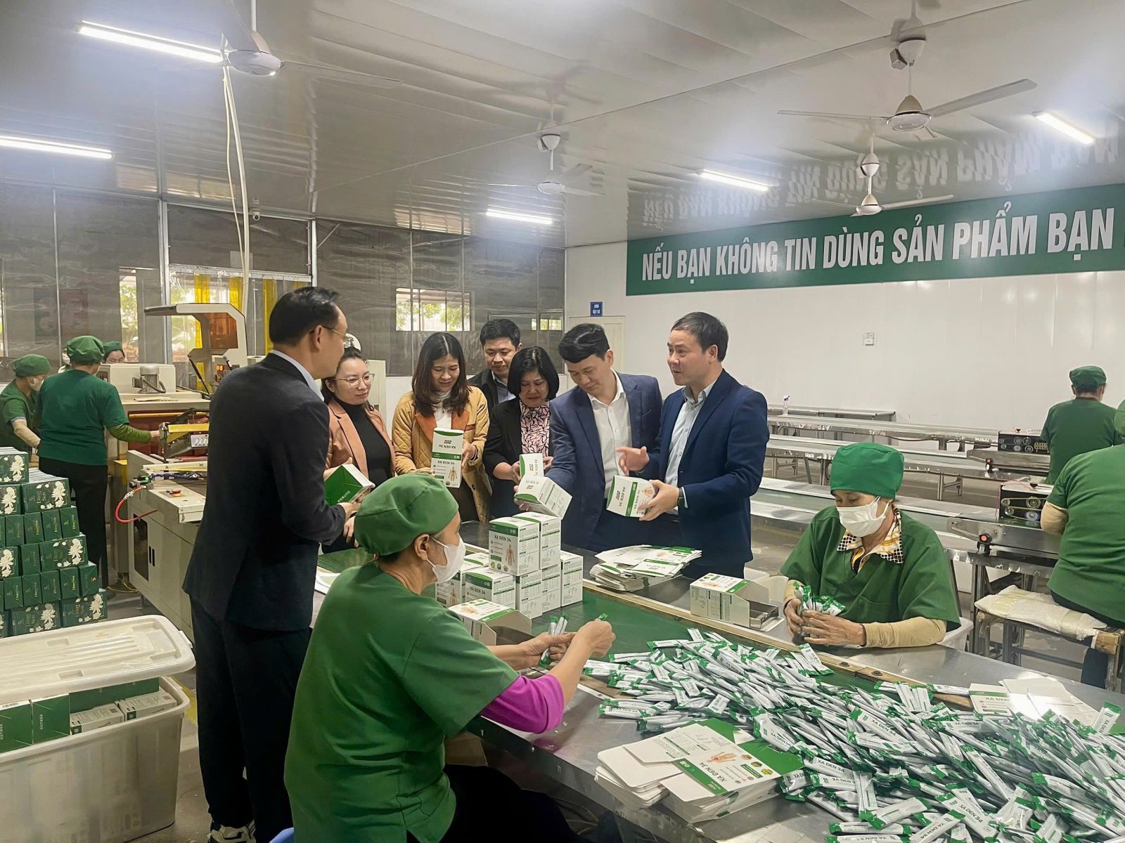 Ban Văn hóa – Xã hội HĐND tỉnh giám sát việc thực hiện chính sách pháp luật về an toàn thực phẩm tại một số cơ quan quản lý nhà nước cấp tỉnh, UBND cấp xã và một số cơ quan, đơn vị, doanh nghiệp trên địa bàn tỉnh
