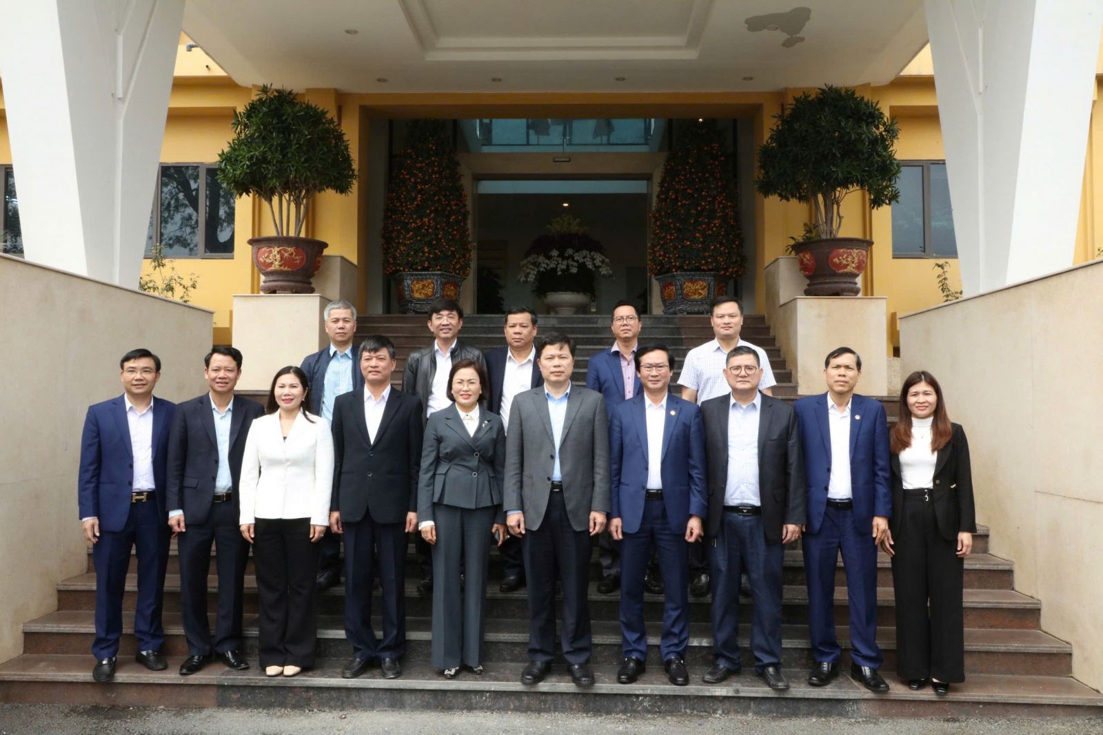 Hội nghị giao ban giữa Thường trực HĐND tỉnh với Thường trực HĐND các huyện, thị xã, thành phố lần thứ Tám, nhiệm kỳ 2021-2026