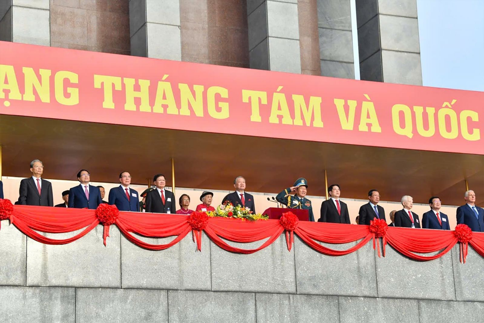 Tổ chức trọng thể Lễ kỷ niệm 80 năm Cách mạng tháng Tám thành công và Quốc khánh 2/9
