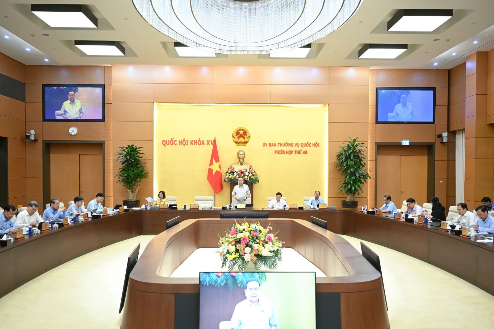 Uỷ ban Thường vụ Quốc hội bế mạc Phiên họp thứ 46