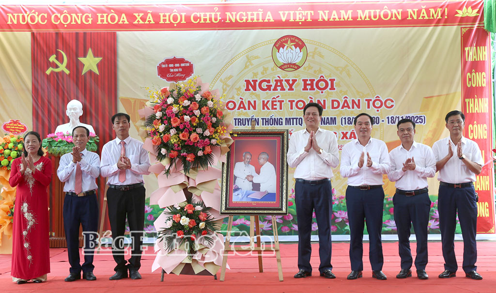 Ngày hội Đại đoàn kết toàn dân tộc tại tổ dân phố Hoàng Xá, phường Vũ Phúc và khu dân cư Ba Đông, xã Đoàn Đào