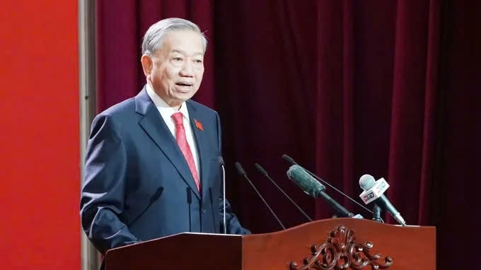 Tổng Bí thư Tô Lâm: Thành phố Hồ Chí Minh phải đưa tinh thần các nghị quyết chiến lược của Bộ Chính trị vào thực tiễn phát triển đô thị đặc biệt