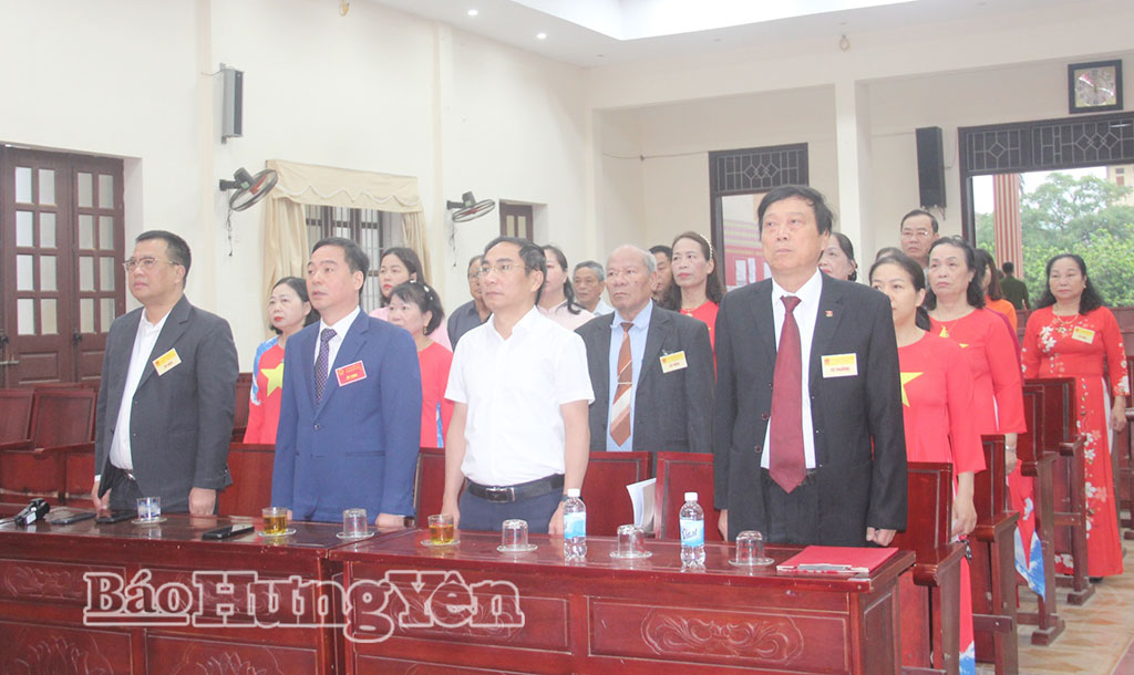 Đồng chí Phó Chủ tịch HĐND tỉnh Vũ Ngọc Trì dự khai mạc bầu cử tại phường Trần Hưng Đạo