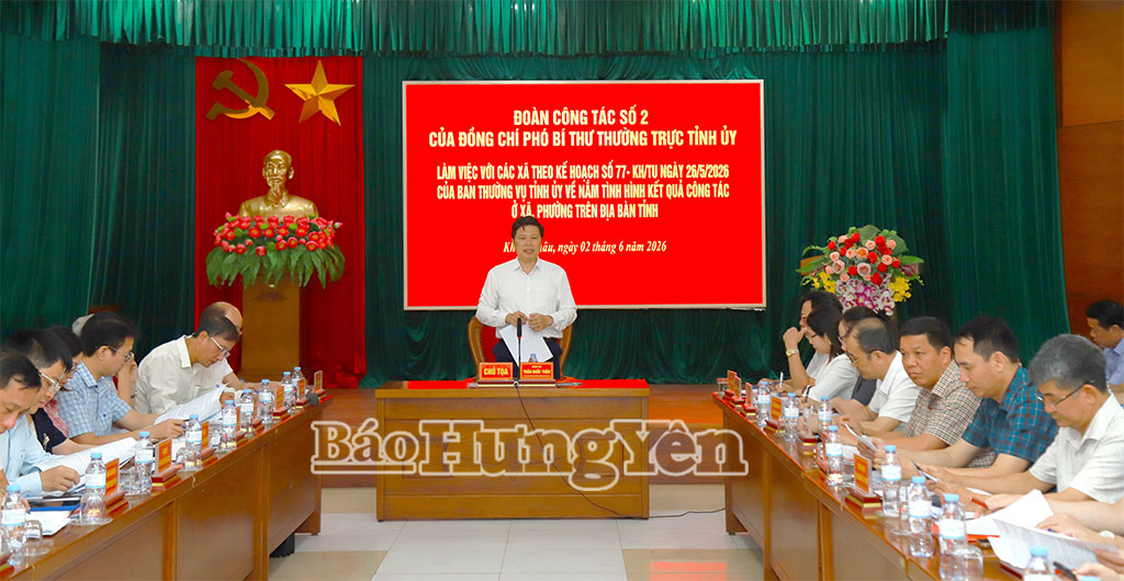 Đoàn công tác số 2 của Ban Thường vụ Tỉnh ủy làm việc với một số xã