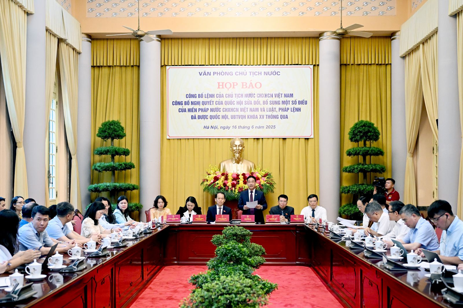 Công bố Lệnh của Chủ tịch nước về Nghị quyết sửa đổi, bổ sung một số điều của Hiến pháp