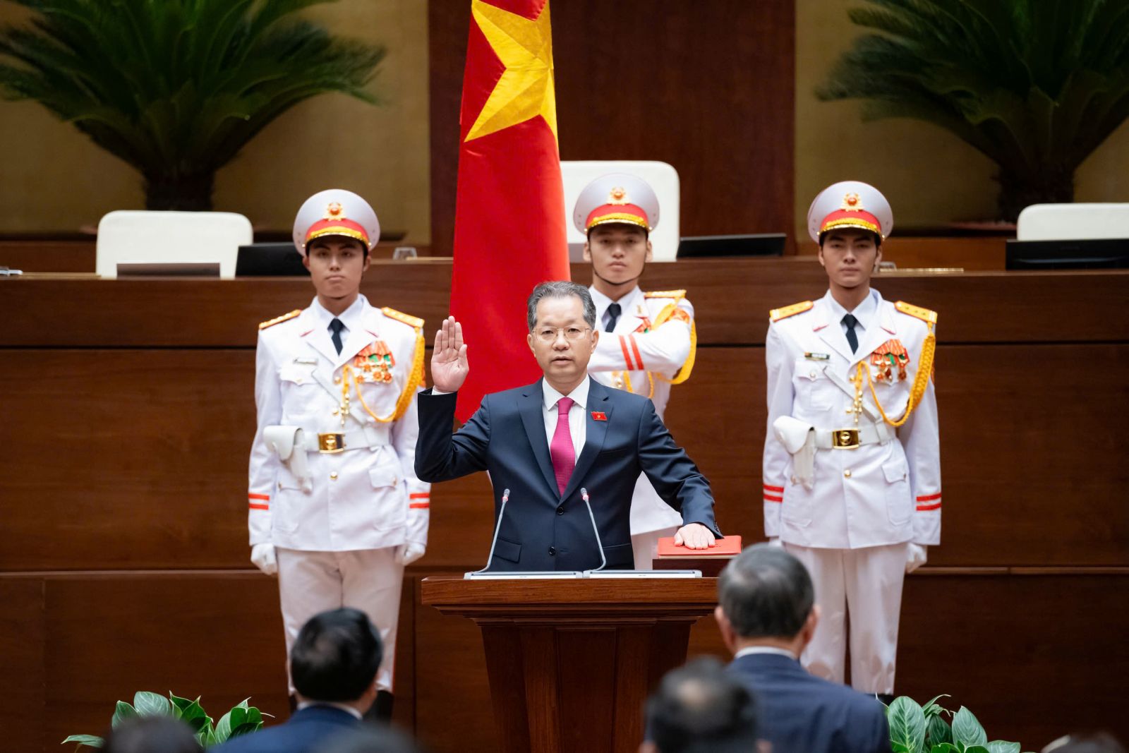 Quốc hội bầu ông Nguyễn Văn Quảng giữ chức Chánh án Toà án nhân dân tối cao