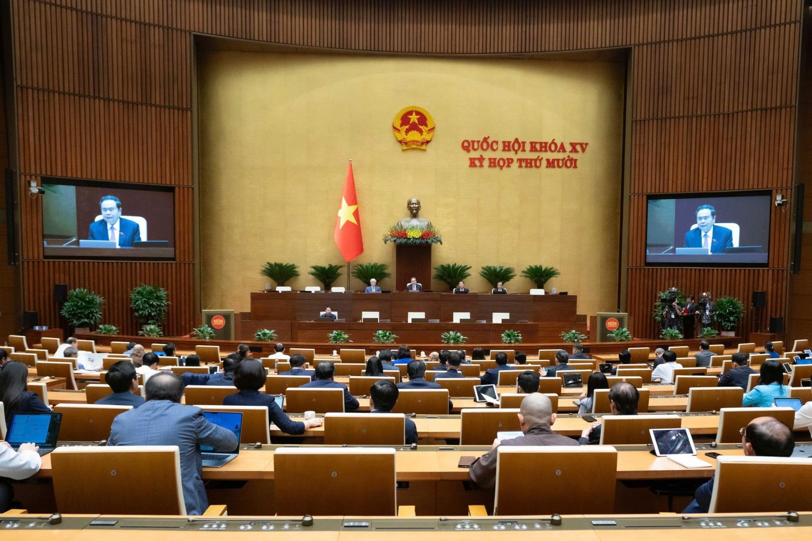 Quốc hội thống nhất bổ sung 07 nội dung vào Chương trình Kỳ họp thứ 10