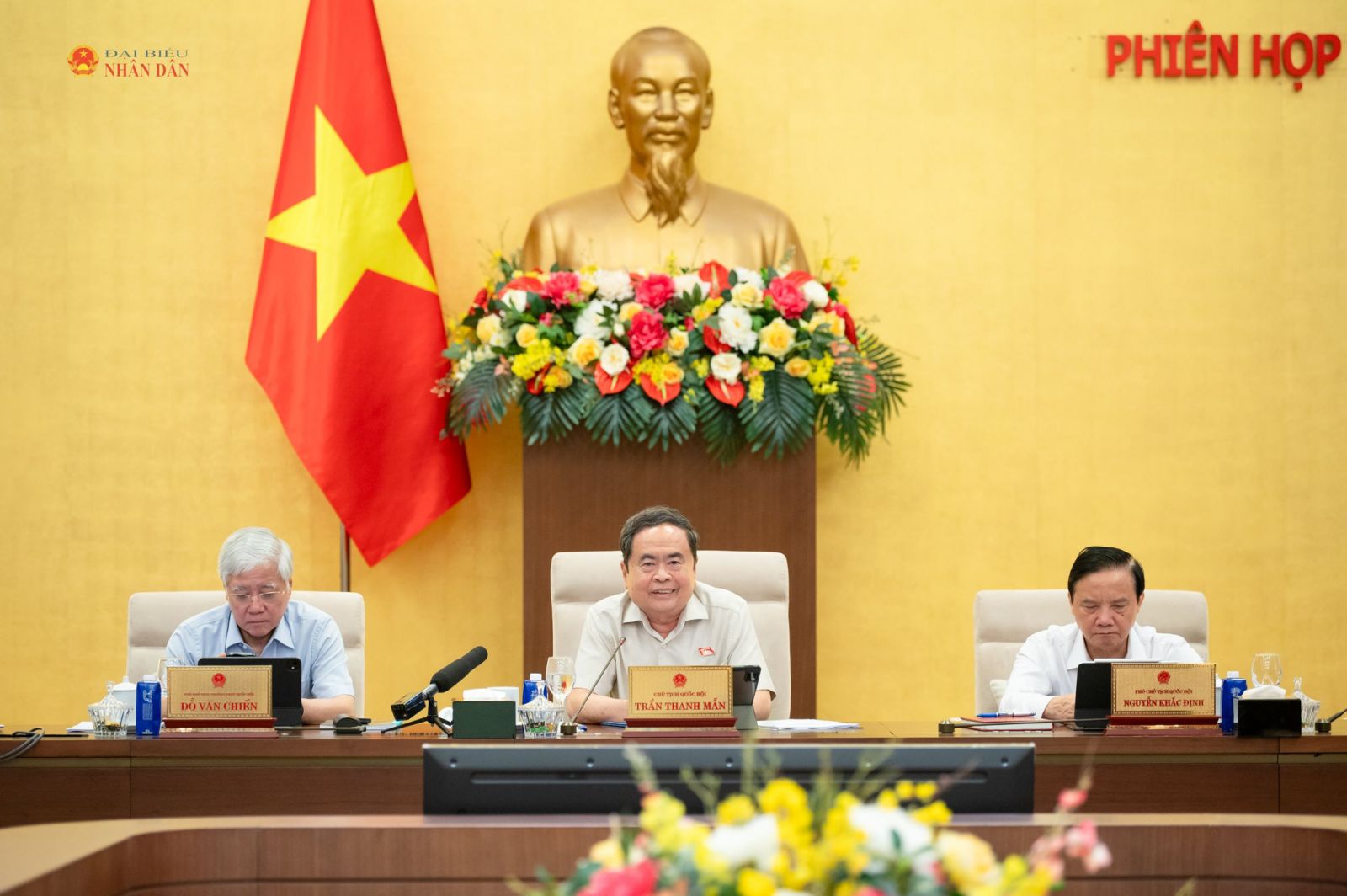 Chủ tịch Quốc hội Trần Thanh Mẫn: Luật Bưu chính (sửa đổi) phải chuyển từ "quản lý truyền thống" sang "kiến tạo phát triển"