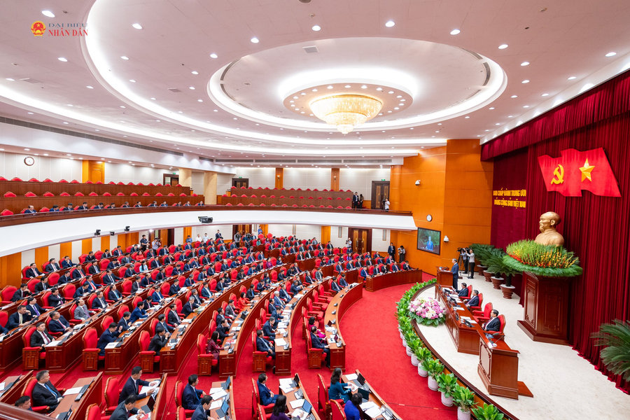 Thông cáo báo chí về ngày làm việc thứ nhất, Hội nghị Trung ương 3 khoá XIV