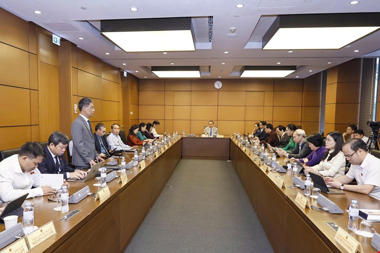 Giảm thuế thu nhập cá nhân, thuế thu nhập doanh nghiệp phải đúng đối tượng thụ hưởng