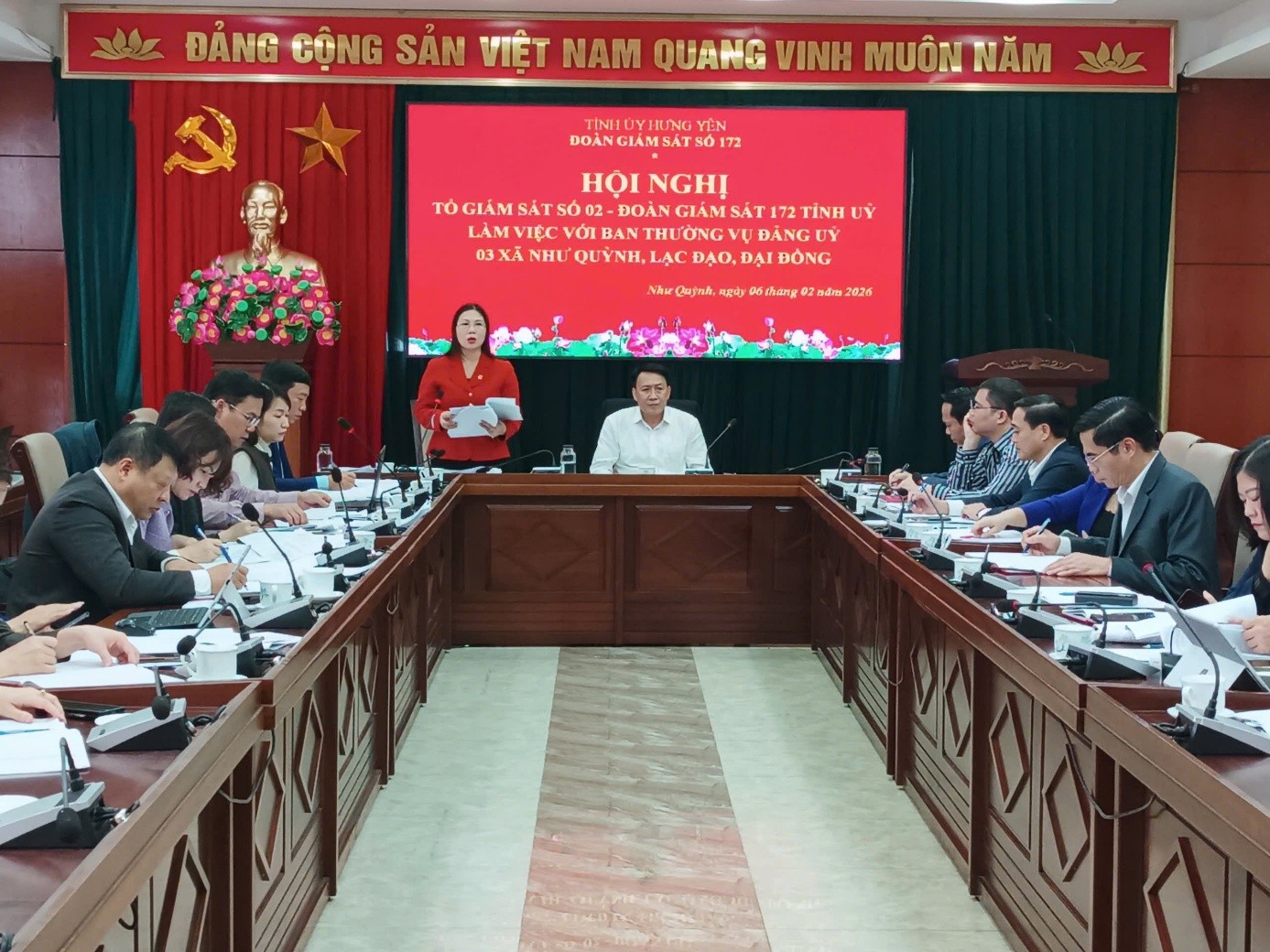 Tổ giám sát số 2 giám sát việc lãnh đạo, chỉ đạo thực hiện các Chỉ thị của Bộ Chính trị, của Ban Thường vụ Tỉnh ủy về lãnh đạo cuộc bầu cử