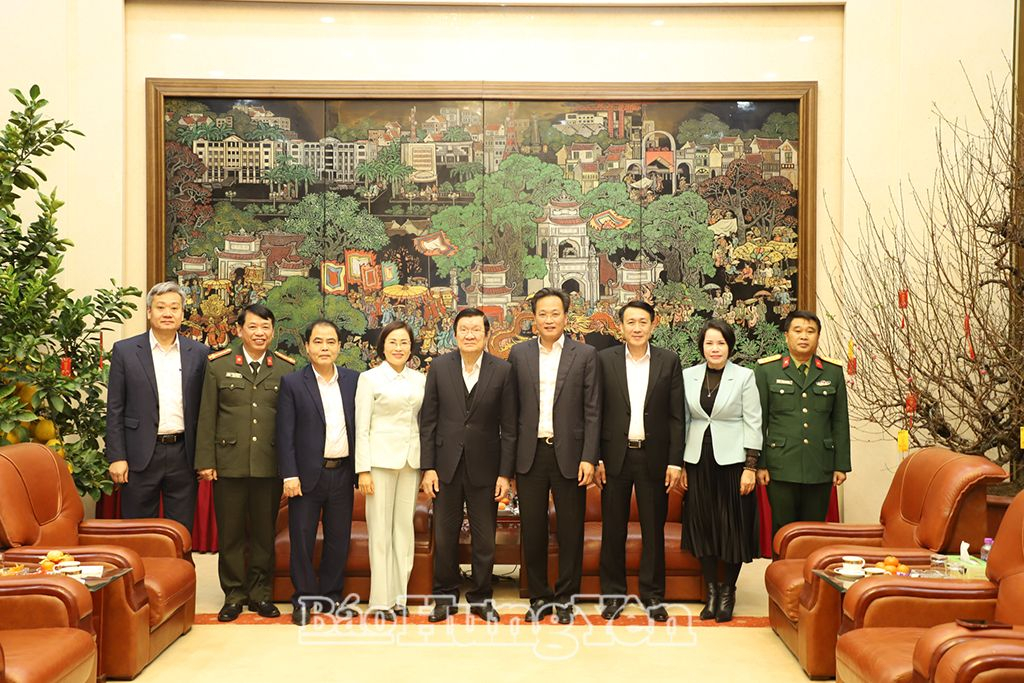 Nguyên Chủ tịch nước Trương Tấn Sang thăm, chúc tết Đảng bộ, chính quyền và Nhân dân tỉnh Hưng Yên