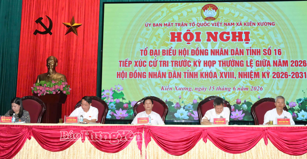 Tổ đại biểu HĐND tỉnh số 16 tiếp xúc cử tri