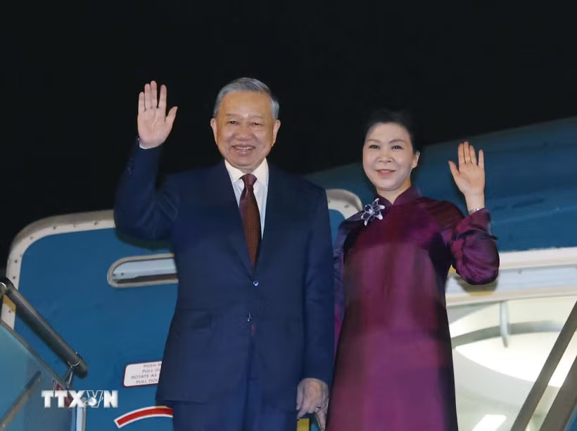 Tổng Bí thư, Chủ tịch nước Tô Lâm và Phu nhân lên đường thăm cấp Nhà nước đến Trung Quốc