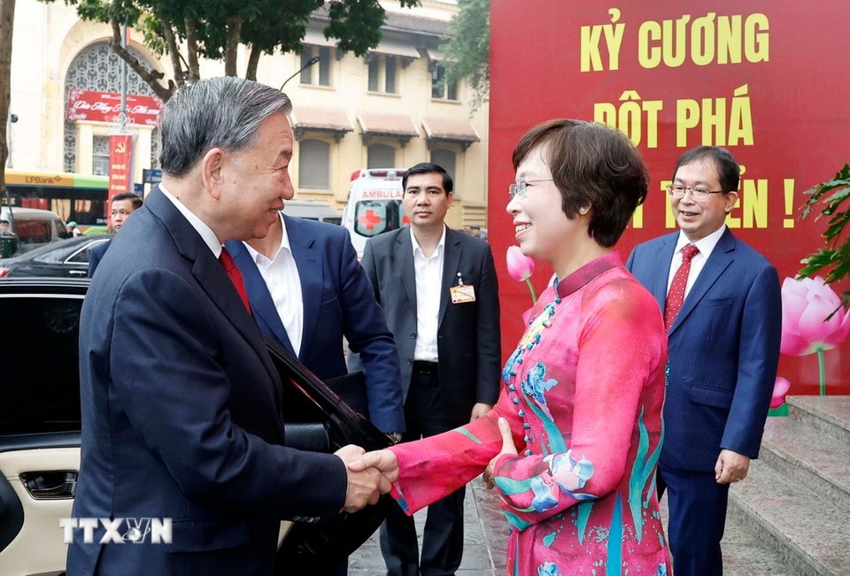 Tổng Bí thư Tô Lâm: TTXVN vươn lên ở tầm cao mới, xứng đáng là mạch máu thông tin tin cậy của đất nước