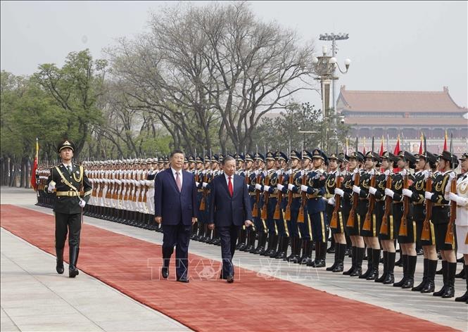Lễ đón trọng thể Tổng Bí thư, Chủ tịch nước Tô Lâm thăm cấp Nhà nước đến Trung Quốc