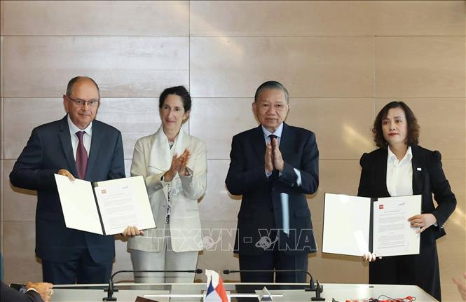 Việt Nam - Pháp thúc đẩy hợp tác khoa học, công nghệ và đào tạo nhân lực