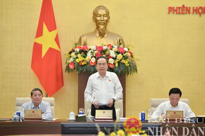 Khai mạc phiên họp thứ 44 của Ủy ban Thường vụ Quốc hội