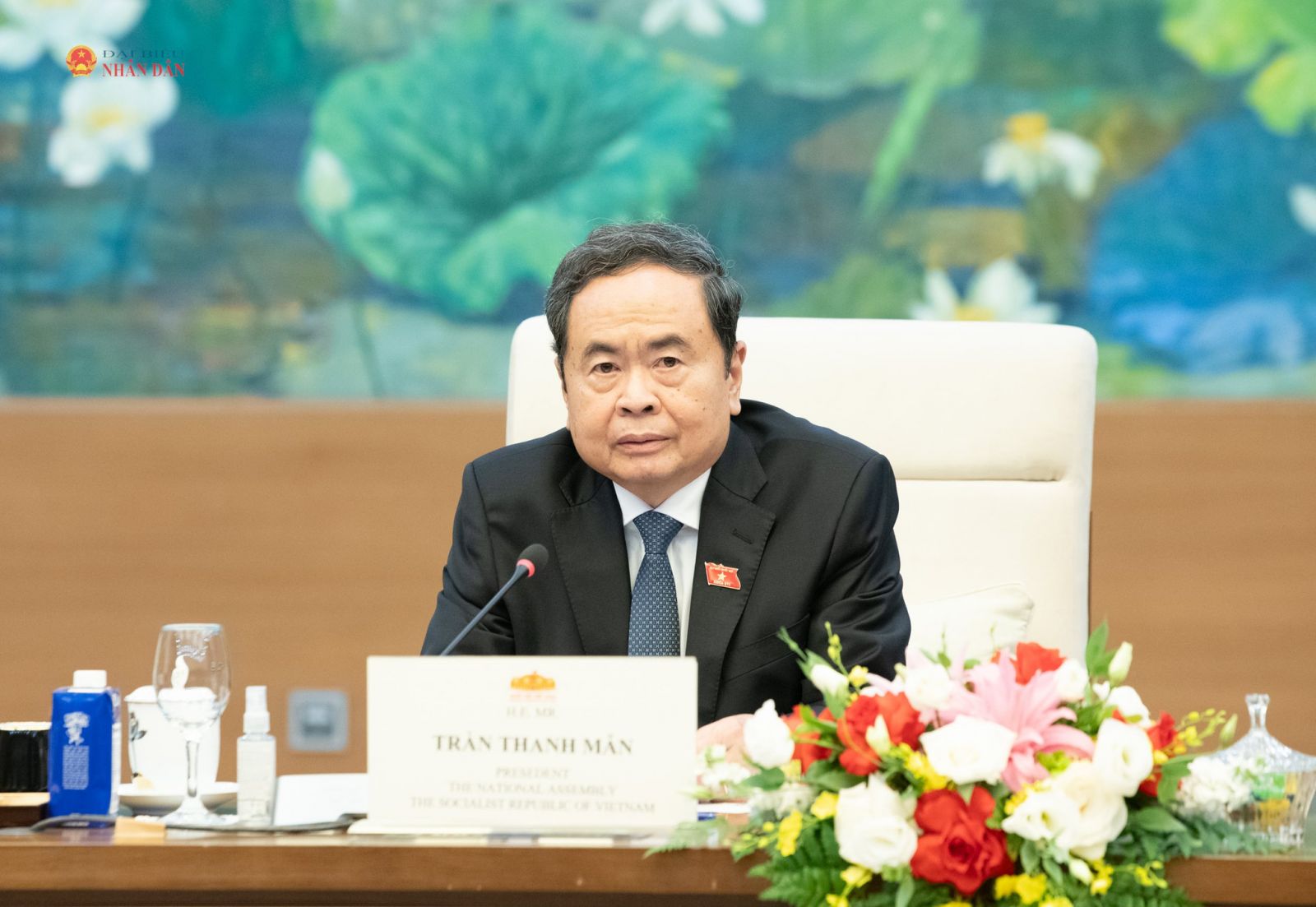 Chủ tịch Quốc hội Trần Thanh Mẫn ký ban hành Nghị quyết điều chỉnh chương trình lập pháp
