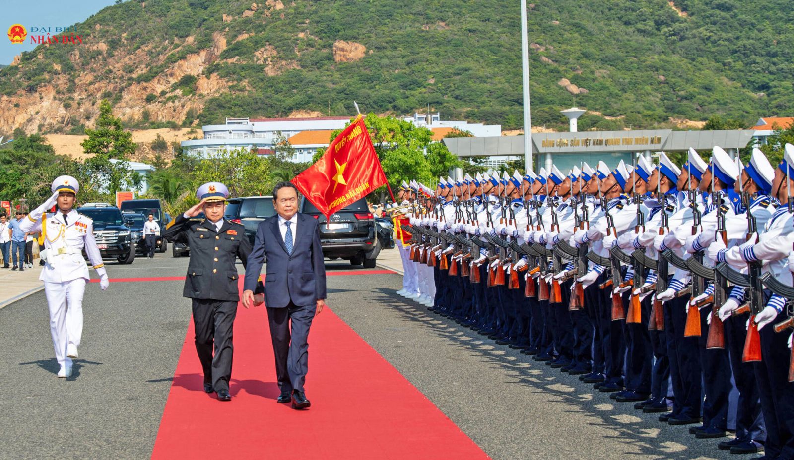 Chủ tịch Quốc hội Trần Thanh Mẫn thăm, làm việc với Quân chủng Hải quân