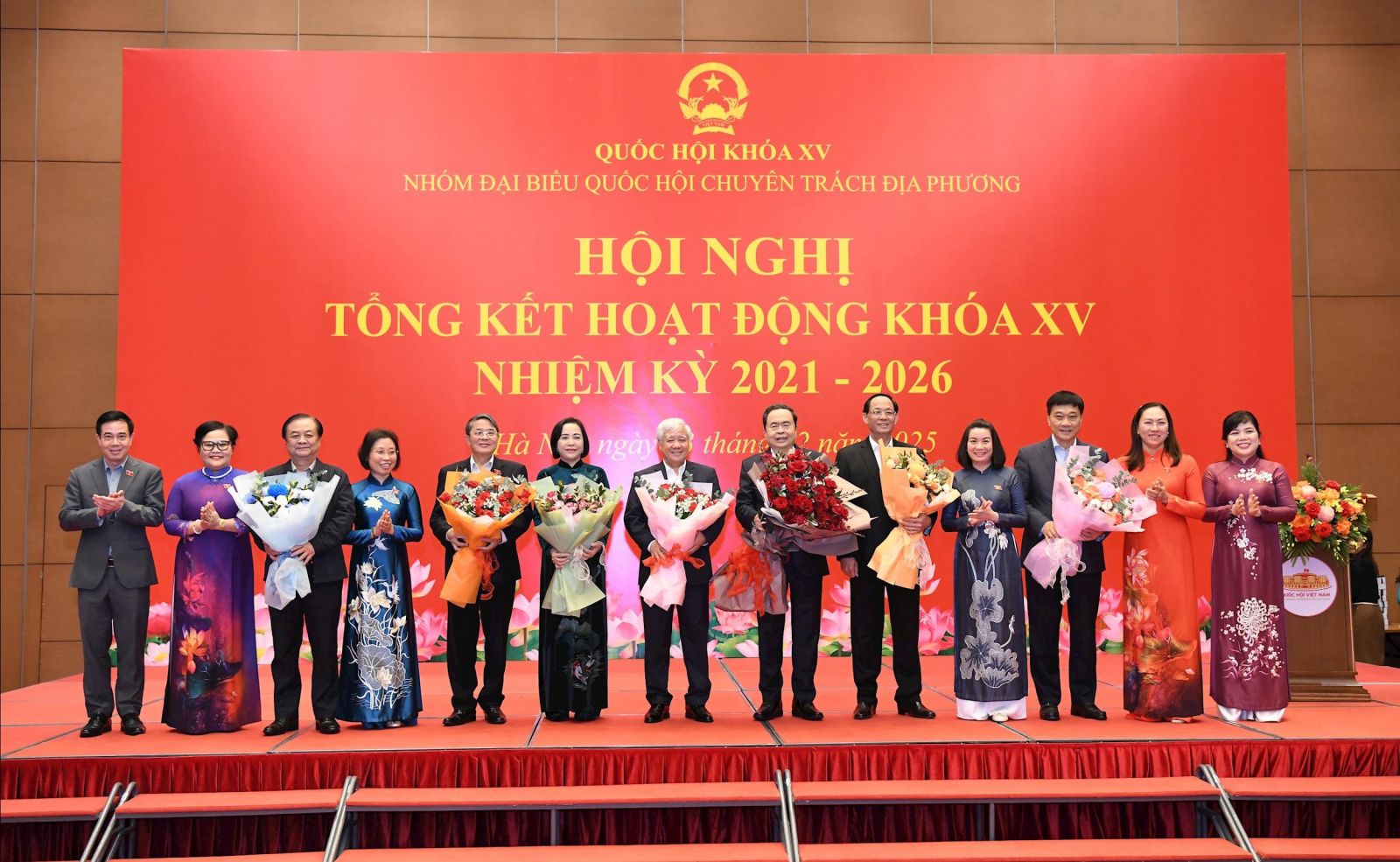 Chủ tịch Quốc hội Trần Thanh Mẫn dự hội nghị tổng kết Nhóm Đại biểu Quốc hội chuyên trách địa phương