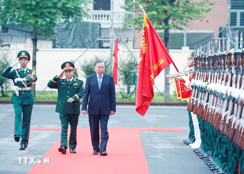 Tổng Bí thư, Chủ tịch nước Tô Lâm: Xây dựng thế trận Pháo binh - Tên lửa trong nền quốc phòng toàn dân