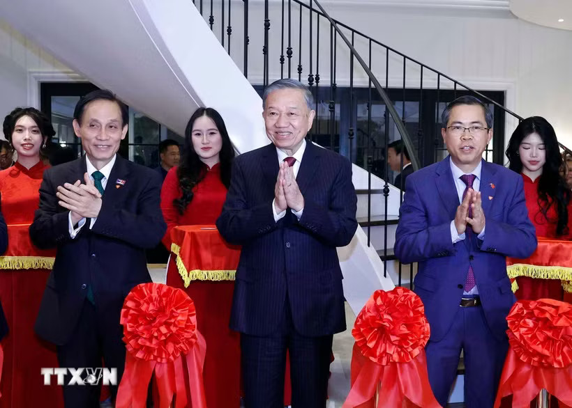 Tổng Bí thư, Chủ tịch nước Tô Lâm dự lễ khánh thành Nhà Việt Nam, gặp gỡ cộng đồng người Việt