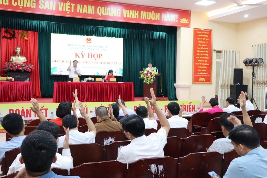HĐND xã Thư Trì tổ chức kỳ họp giải quyết công việc phát sinh đột xuất