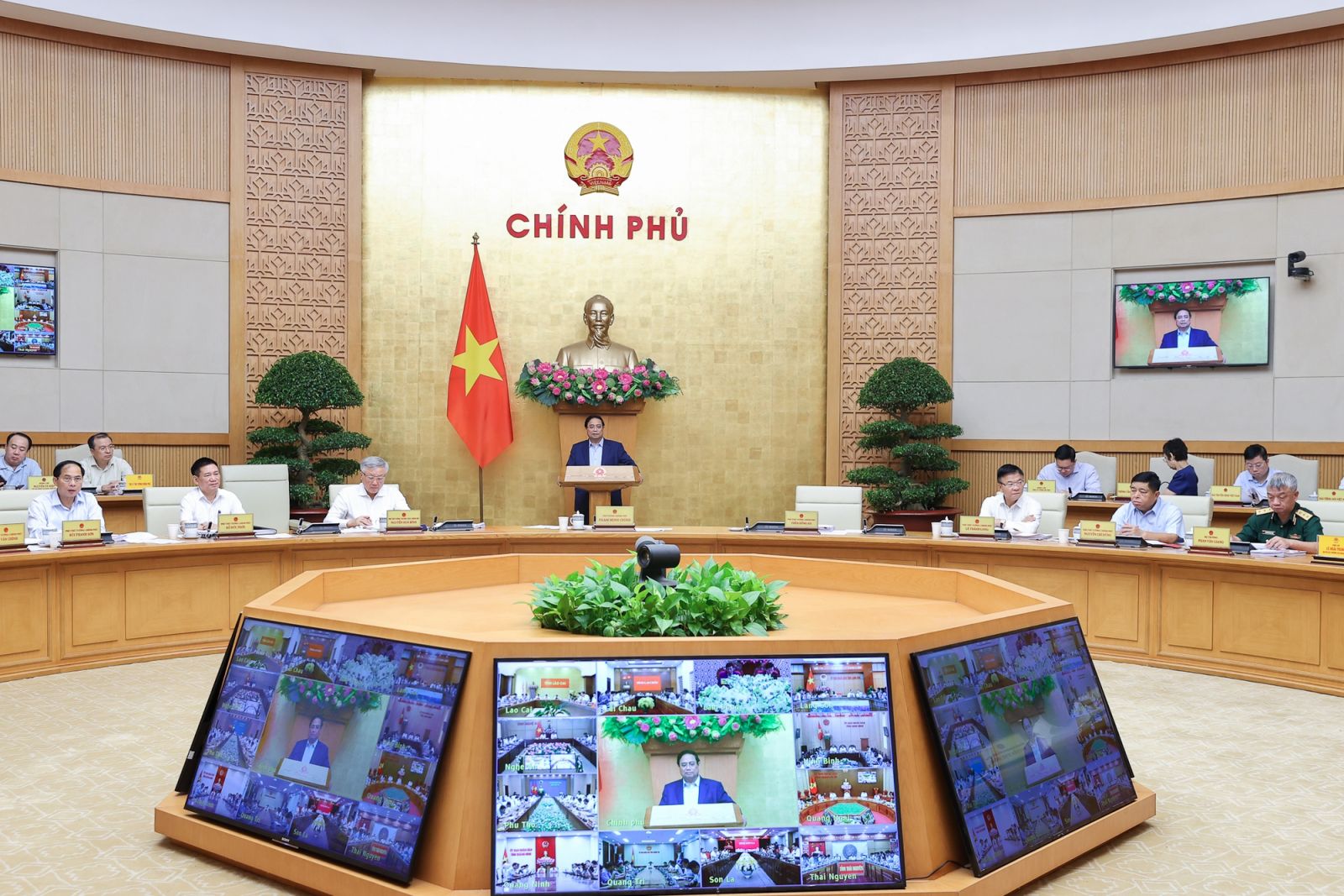 Nhiệm kỳ 2021-2025: Bản lĩnh Chính phủ và những giá trị dài lâu