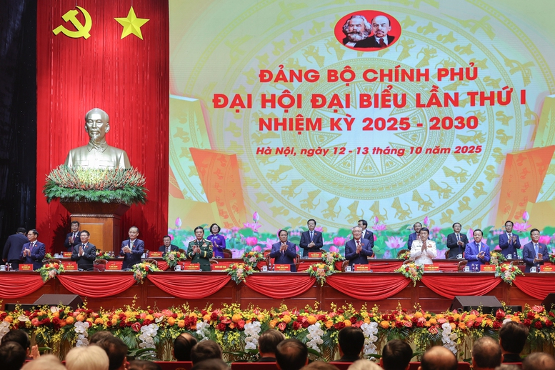 TRỰC TIẾP: Khai mạc Đại hội đại biểu Đảng bộ Chính phủ lần thứ I