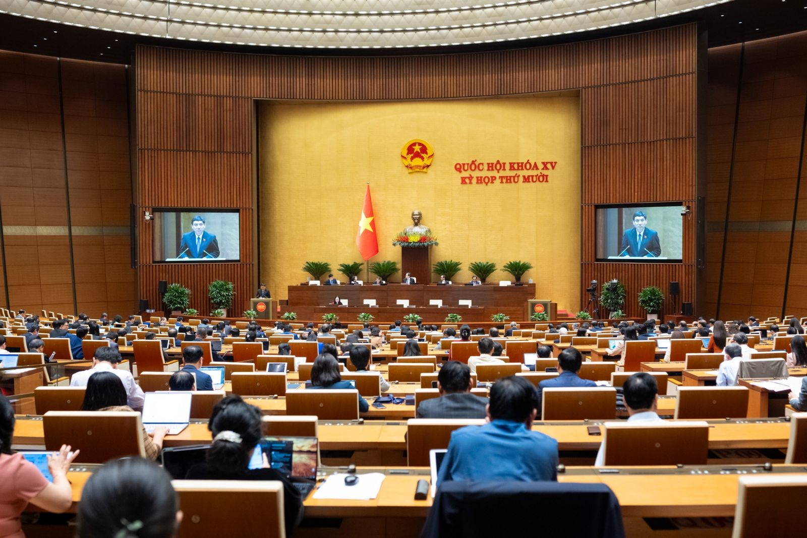 Quốc hội khóa XV – Đổi mới thể chế, đồng hành với Nhân dân và mở đường cho kỷ nguyên mới