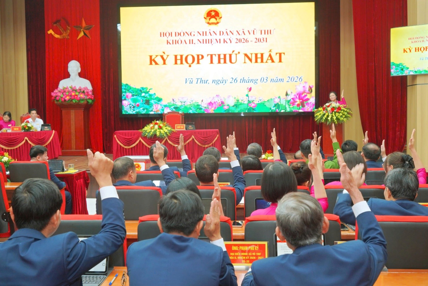 Kỳ họp thứ nhất, HĐND xã Vũ Thư khoá II, nhiệm kỳ 2026 – 2031 thành công tốt đẹp.