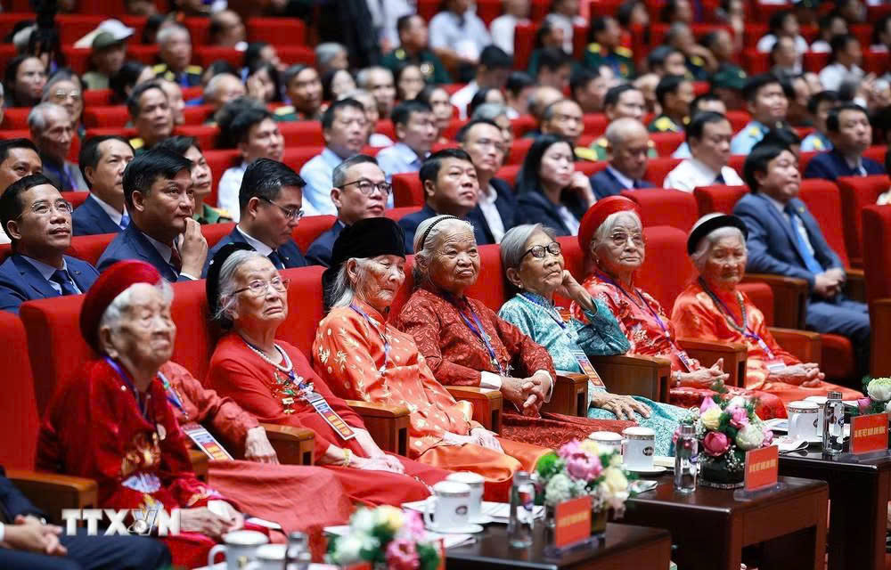 Chủ tịch Quốc hội Trần Thanh Mẫn ký ban hành Pháp lệnh sửa đổi, bổ sung một số điều của Pháp lệnh Ưu đãi người có công với cách mạng