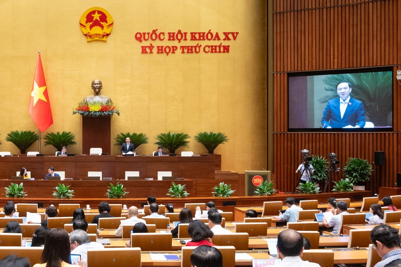 Xây dựng nền công vụ thống nhất, liên thông, đồng bộ từ Trung ương đến cấp xã