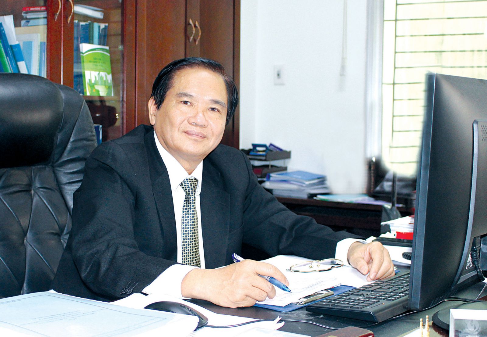 Quản trị môi trường để phát triển bền vững