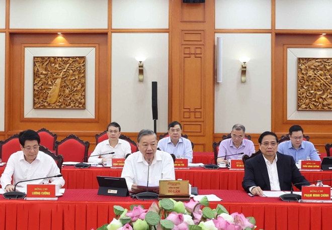 Bộ Chính trị cho ý kiến về công tác chuẩn bị Đại hội Đảng bộ Quốc hội lần thứ I
